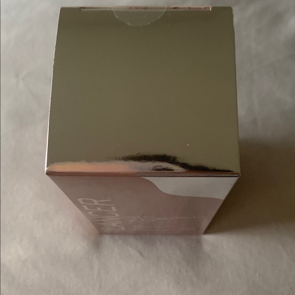 Dani Glow Skin Perfector - Picture 6 of 6